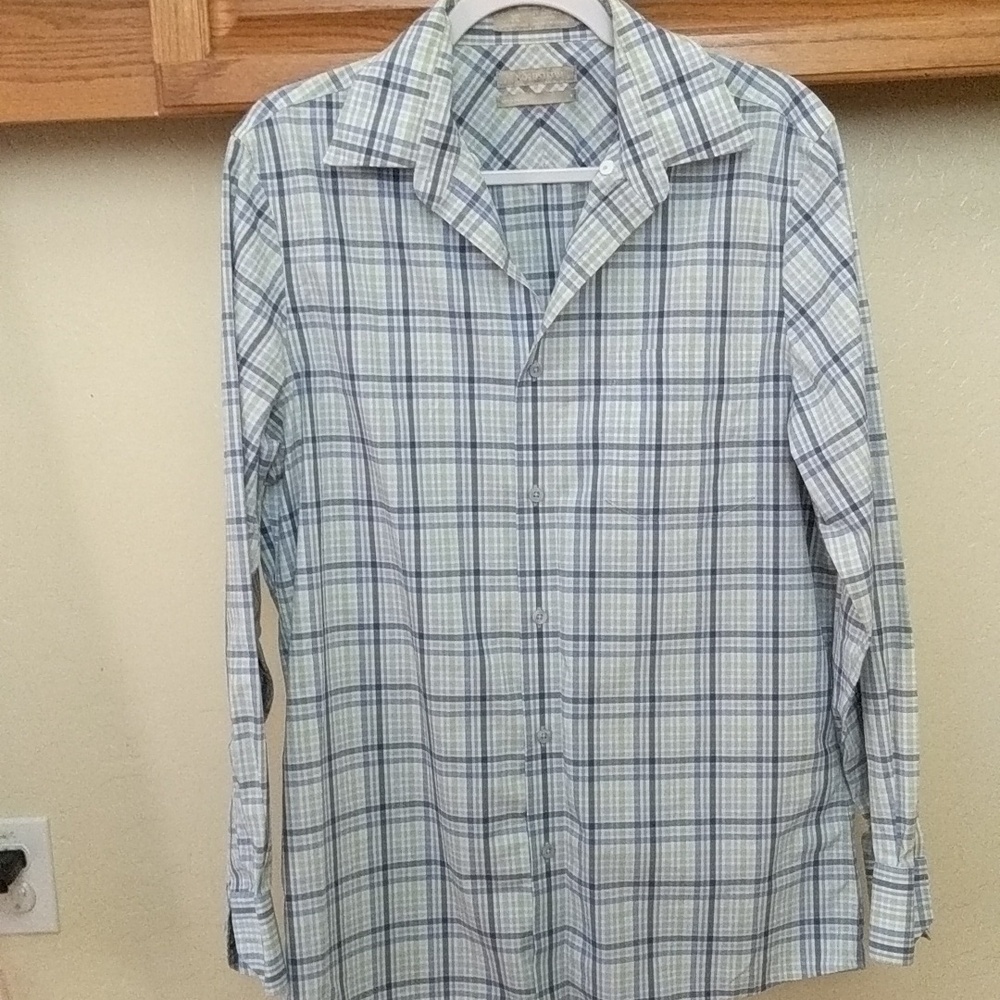 Nordstrom men skirt size medium like new